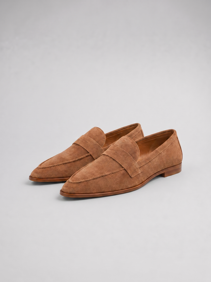 Womens pointed toe suede style loafers