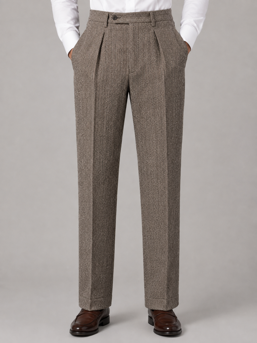 Men's herringbone pleated trousers in khaki, front view