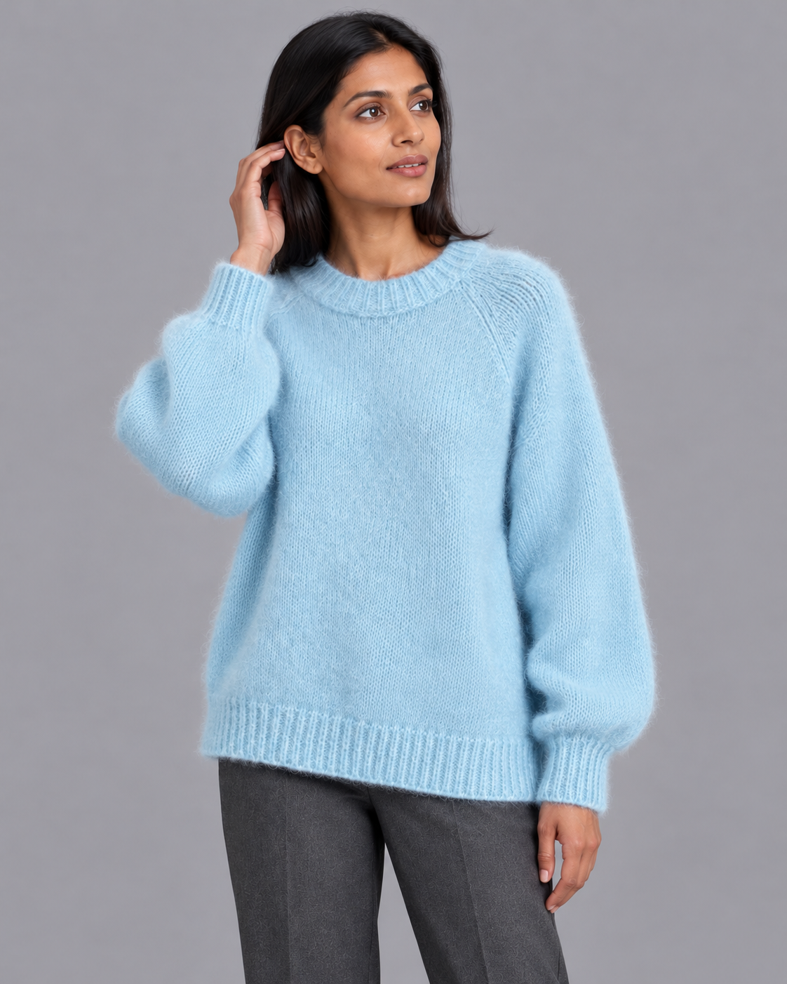 Women's Knitted Jumper - Fluffy Crew Neck Relaxed Fit Raglan Sleeve