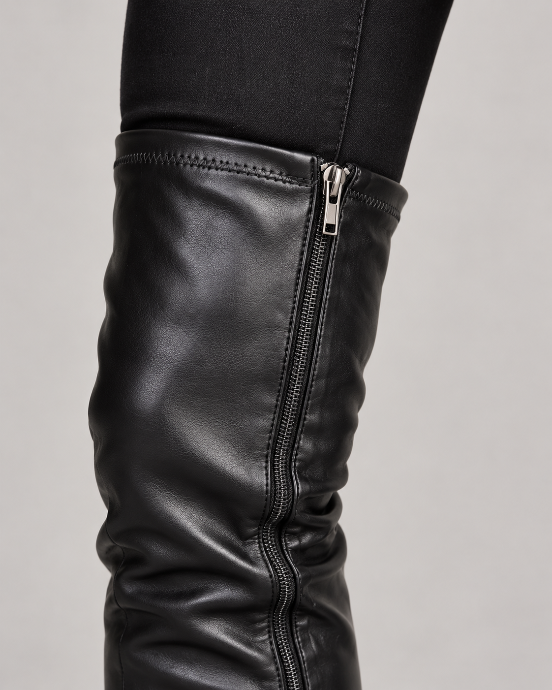 Women's Over The Knee Boots - Slim Fit Low Block Heel Side Zip - Black - zip and shaft detail