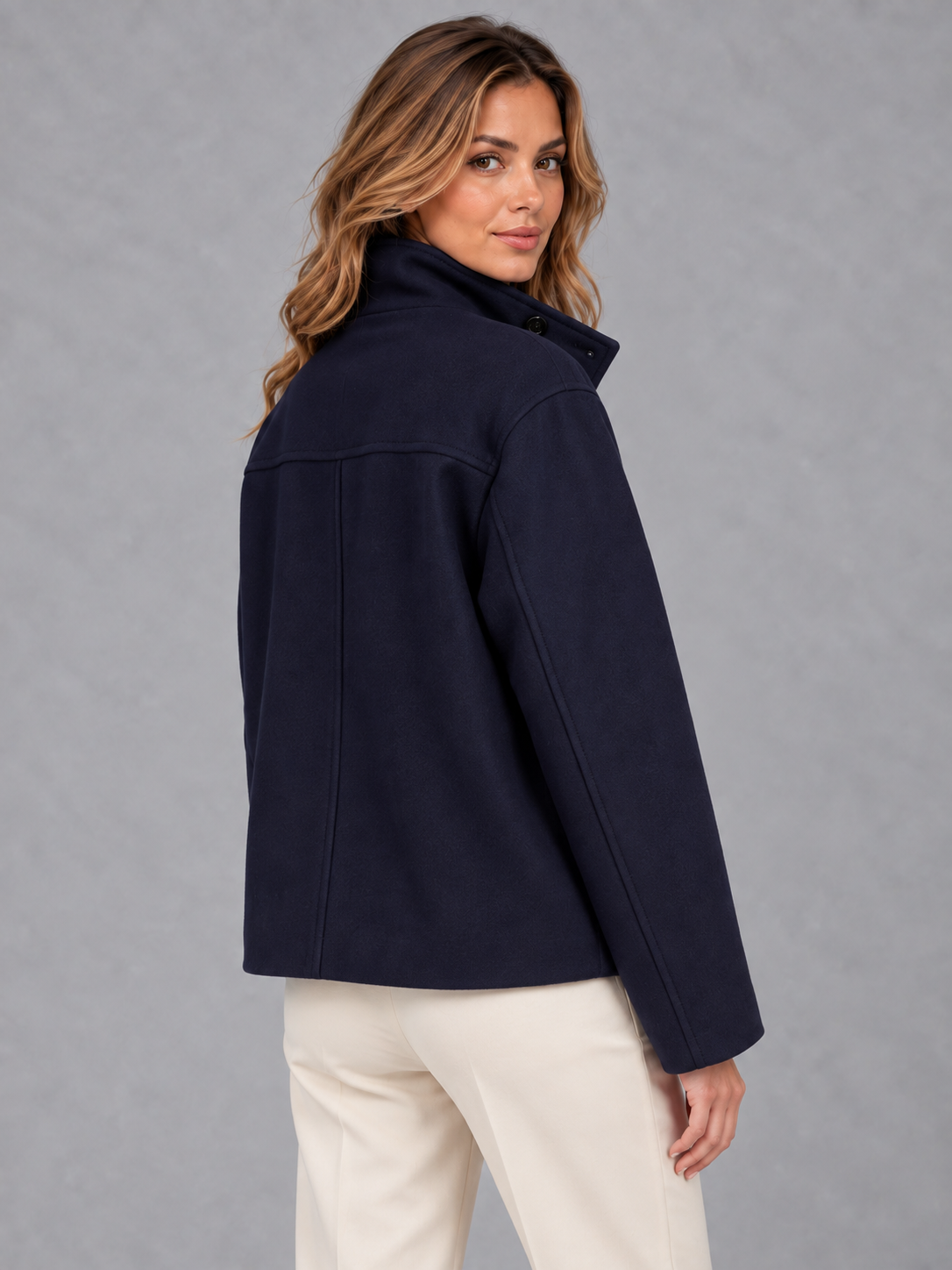 Women's cropped winter coat in navy 3